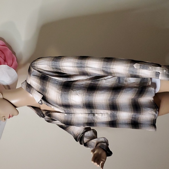 Soft Comy Flannel Plaid Shirt, Casual Chic - Picture 2 of 10